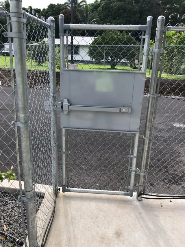 Chain Link fence installation by Bob's Fencing, photo 10 of 10